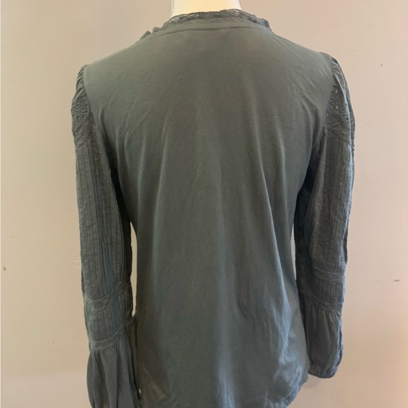 Elegant Eyelet Lace Trim Blouse - Picture 5 of 9